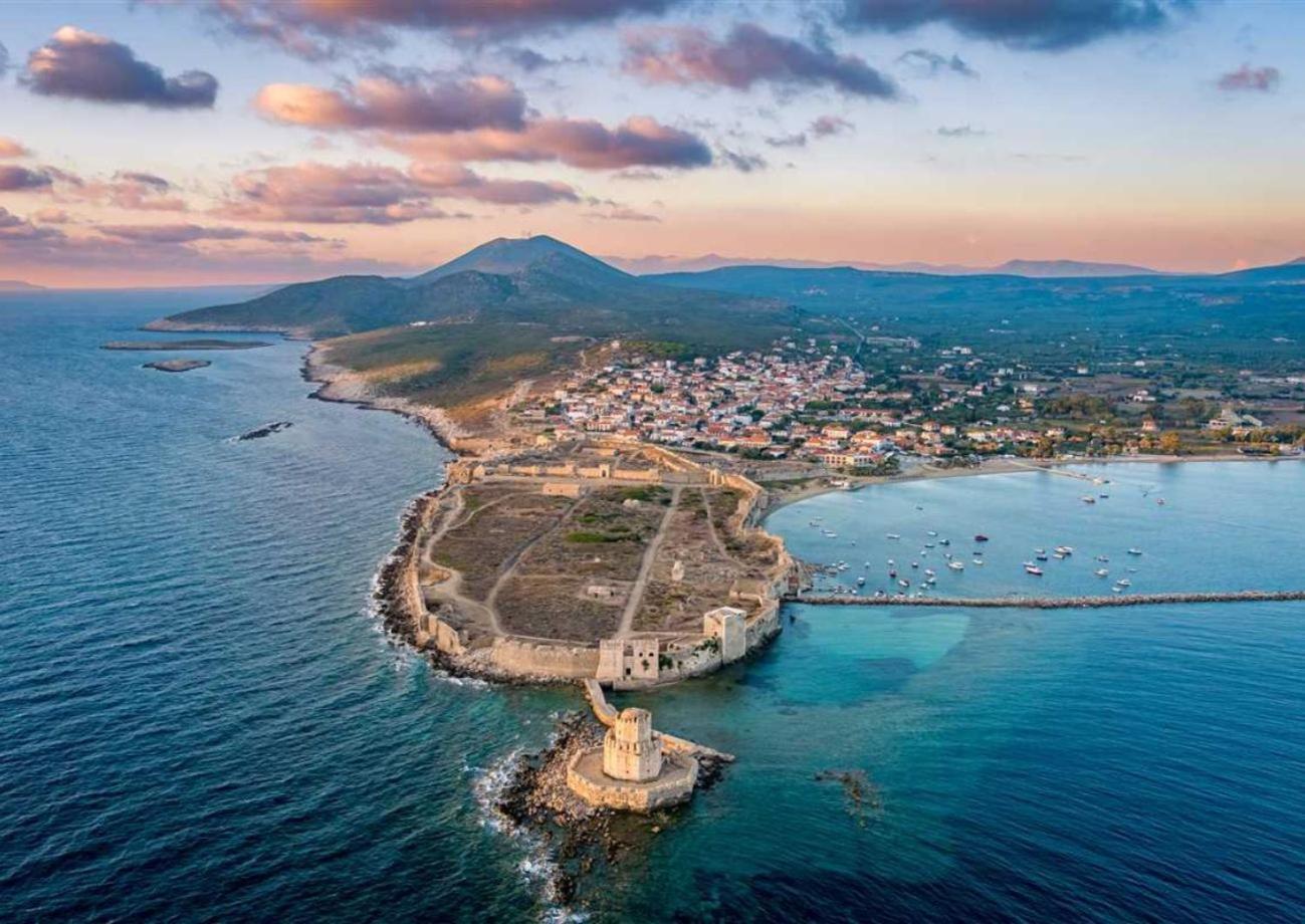 Panoraias Luxury Suite Kyparissia Eksteriør billede