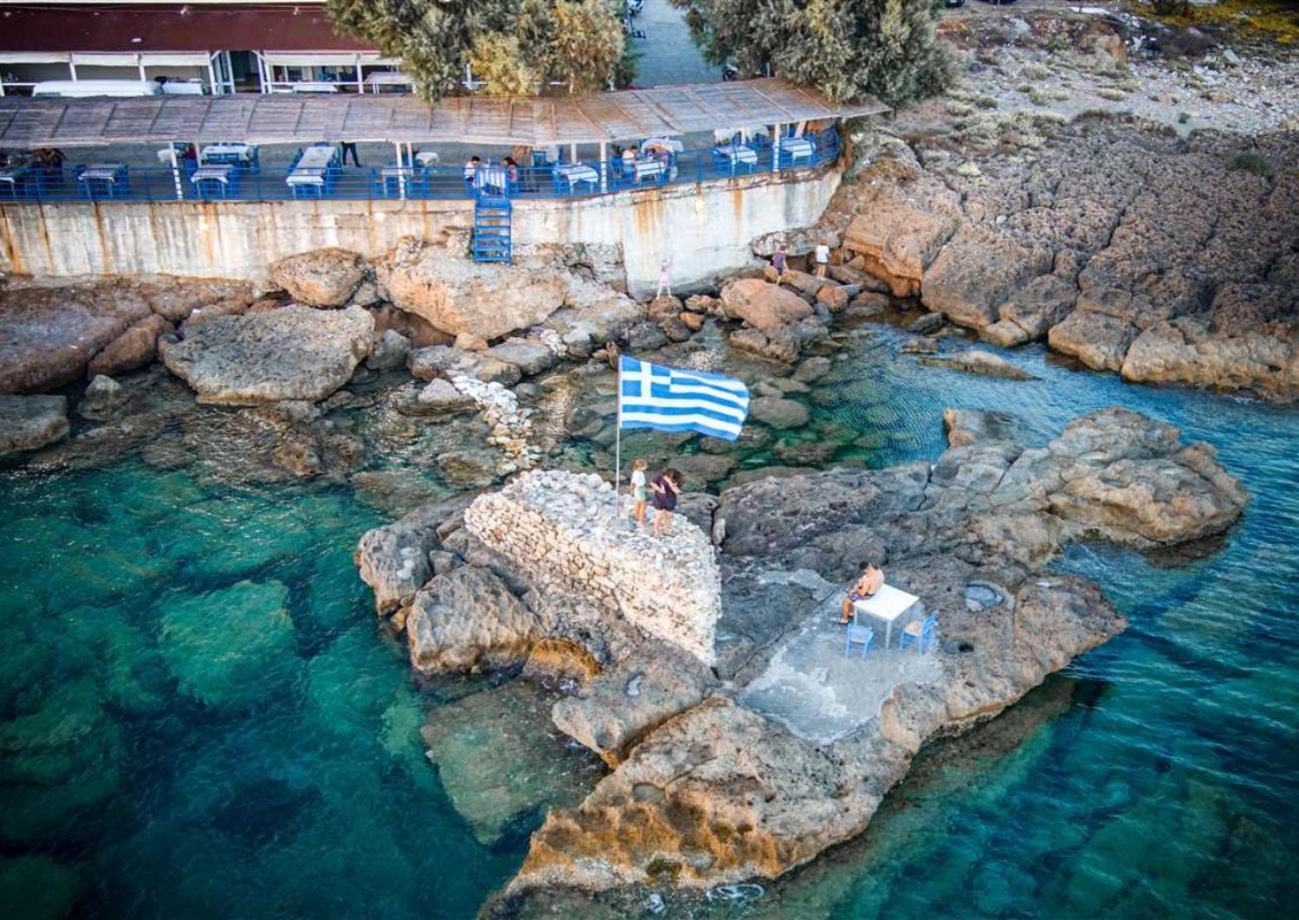 Panoraias Luxury Suite Kyparissia Eksteriør billede