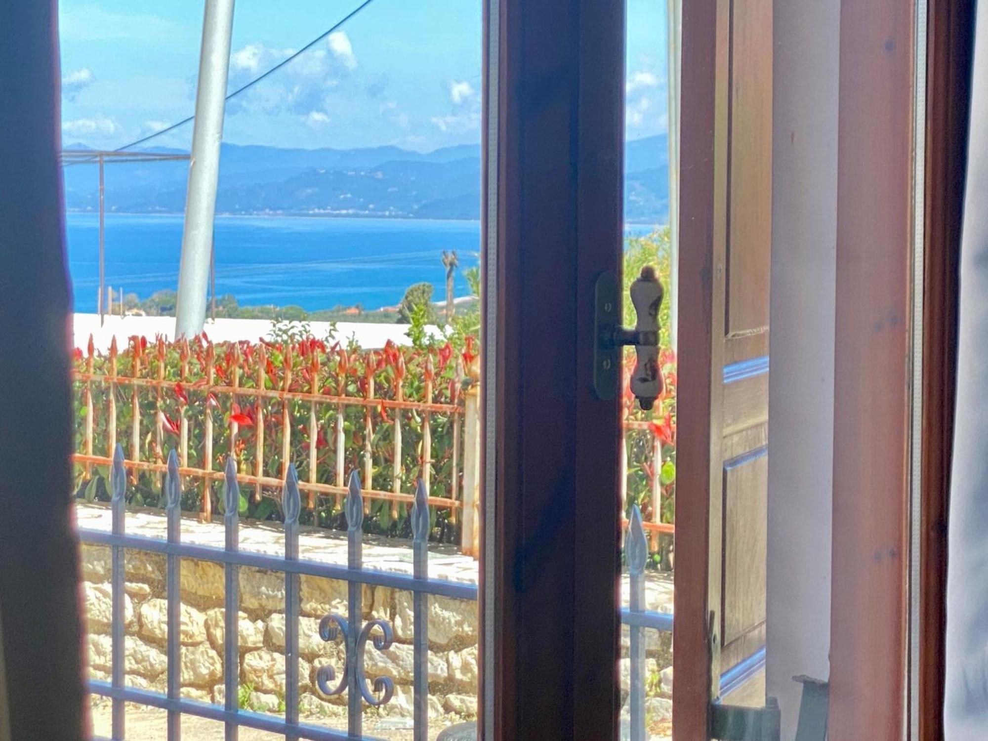 Panoraias Luxury Suite Kyparissia Eksteriør billede